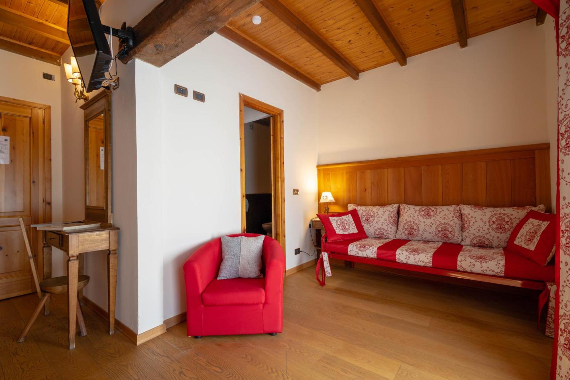 Hotel Stella Alpina Champoluc Esterno foto